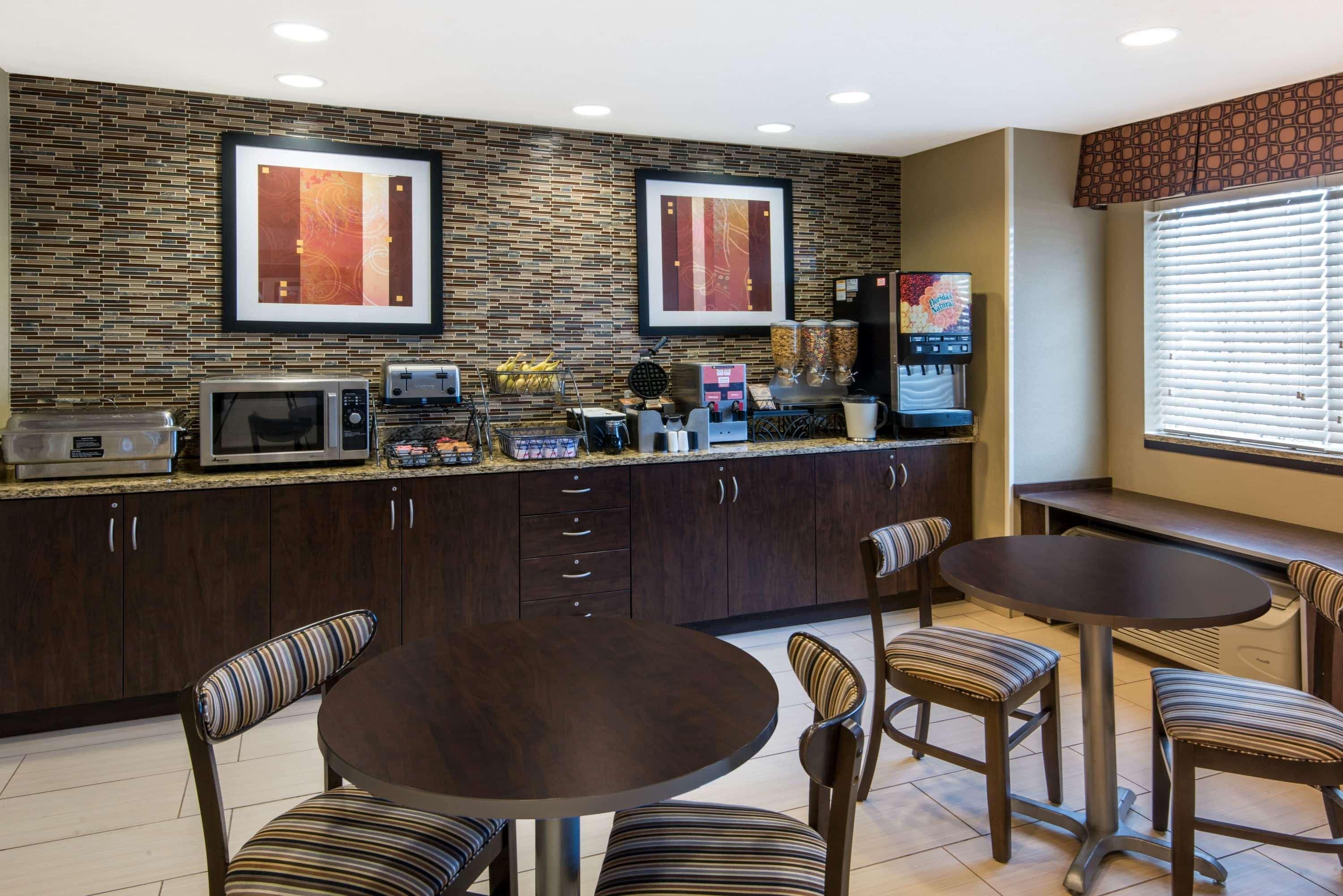 Microtel Inn And Suites North Canton Exteriér fotografie