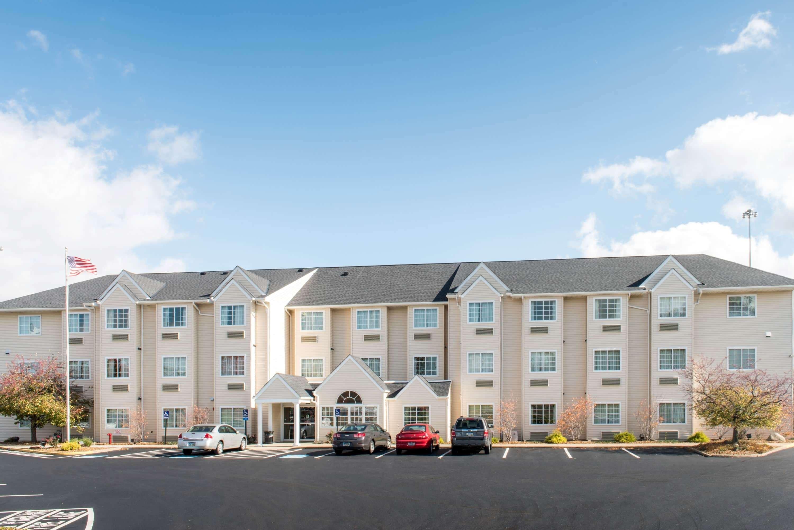 Microtel Inn And Suites North Canton Exteriér fotografie