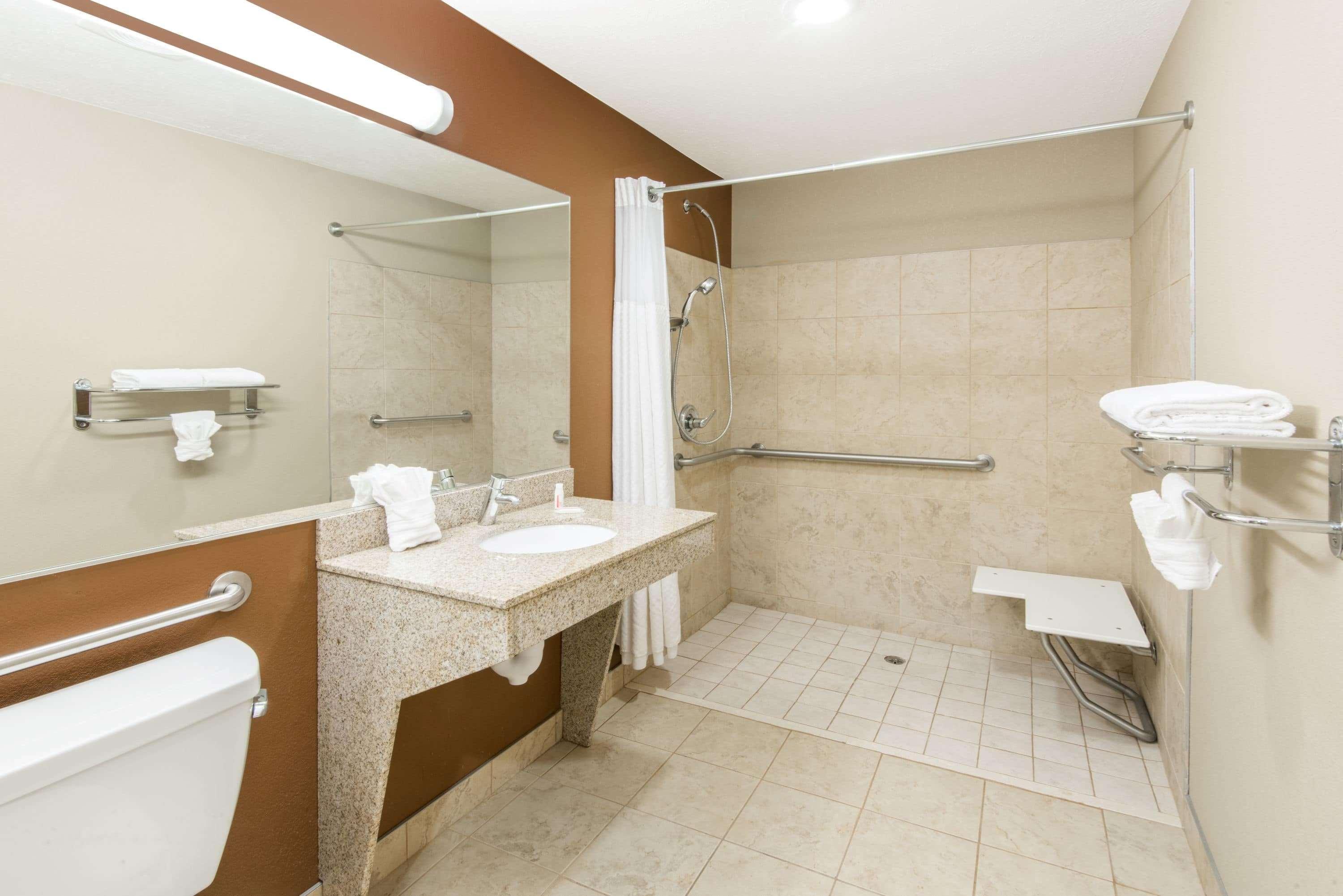 Microtel Inn And Suites North Canton Exteriér fotografie