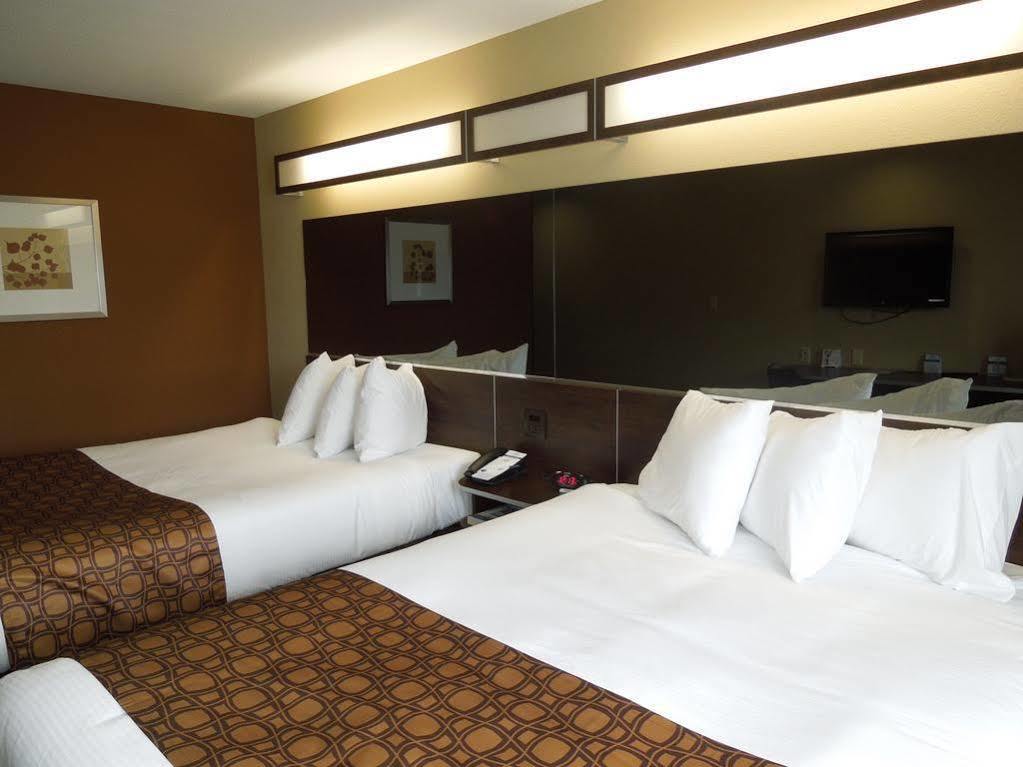Microtel Inn And Suites North Canton Exteriér fotografie